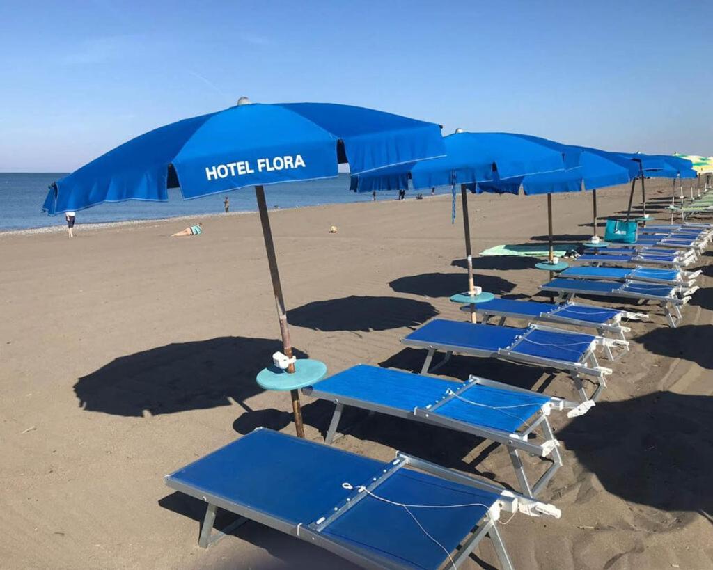 Affittacamere Floramare Marina Di Bibbona Exterior foto